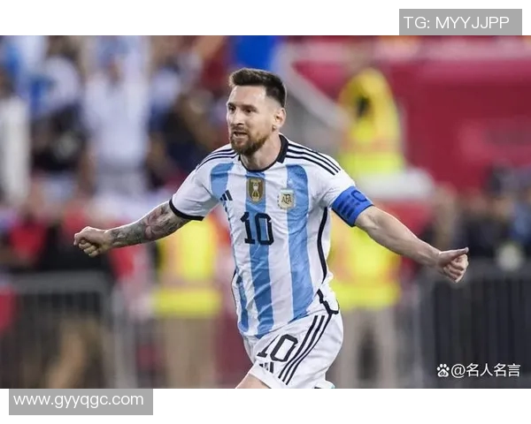 《足坛传奇与荣耀：球星背后的奋斗与梦想》