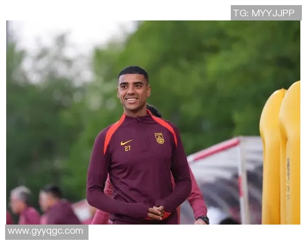 卡马赛克金爆炸引爆全球球迷热潮，足坛新传奇再度崛起