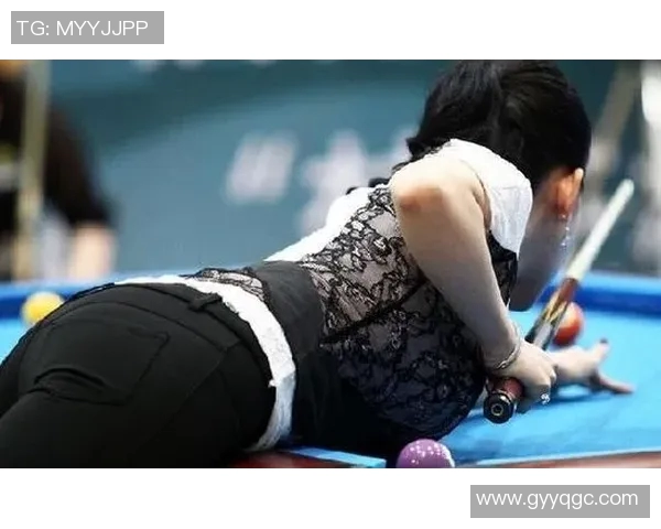 足球运动员腿部修长的原因探究与生理结构对竞技表现的影响分析 足球运动员腿部修长的原因探究与生理结构对竞技表现的影响分析